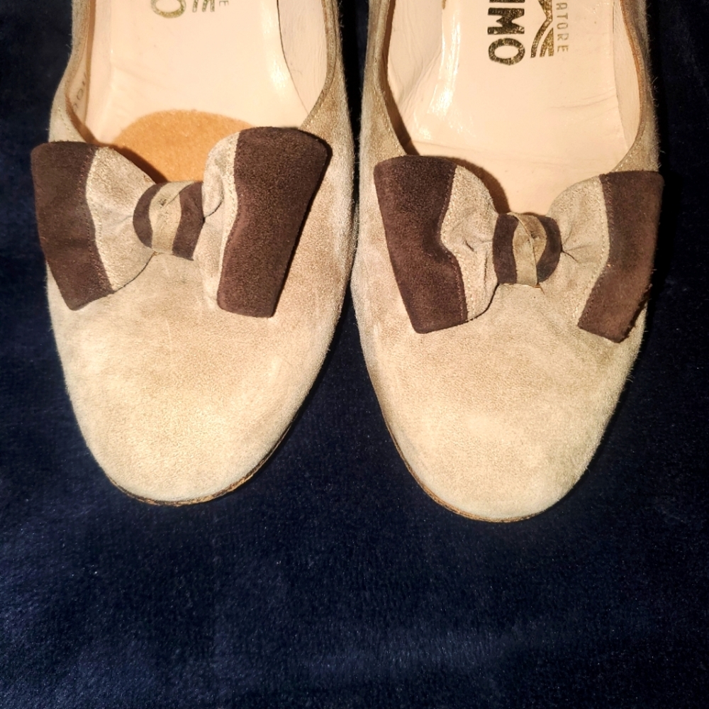ferregamo suede vintage